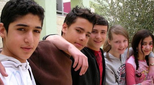 45460002 aboud mustafa jamie areen avery2