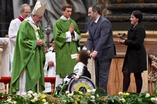 Francis closing mass